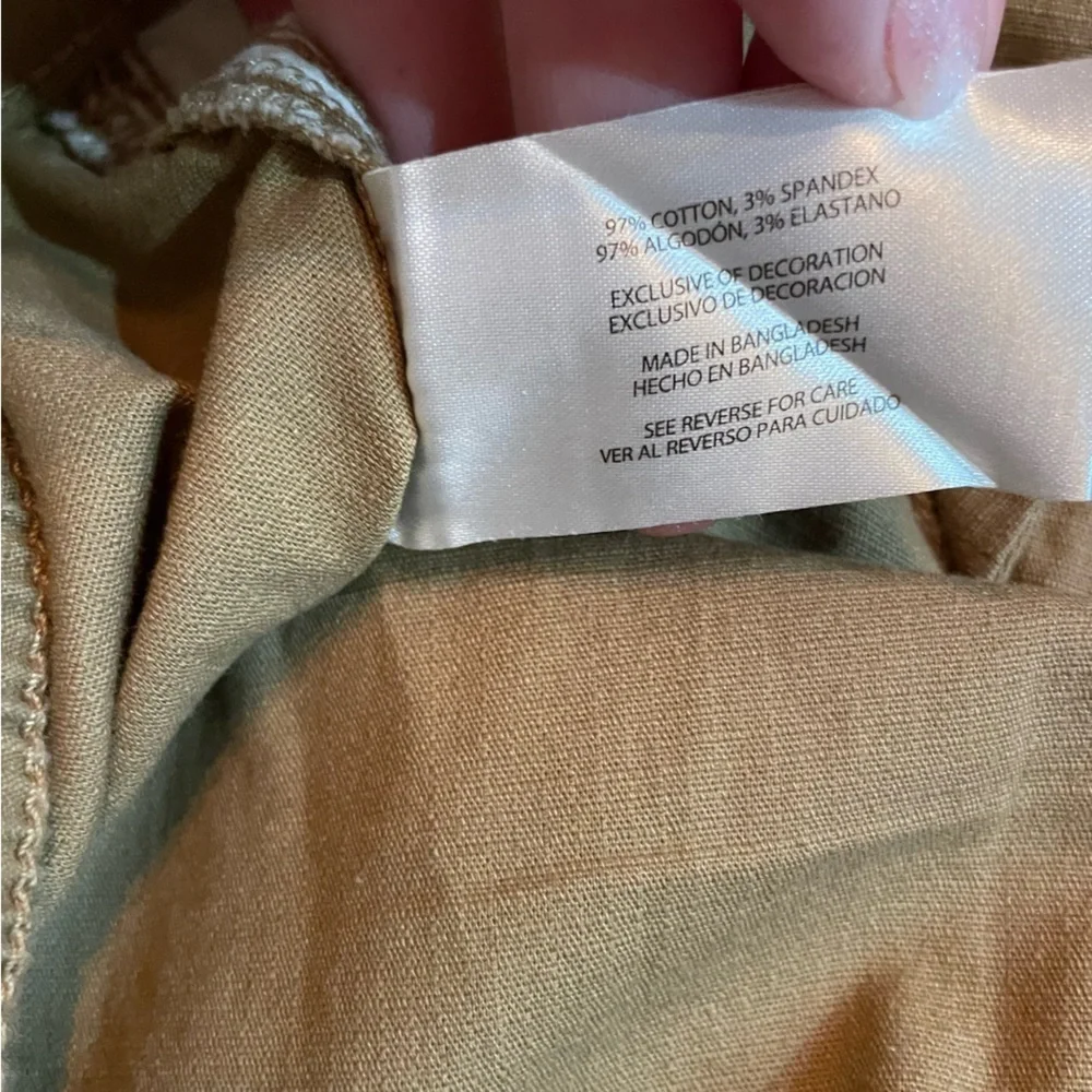 Eddie Bauer Men’s Khaki Pants Size 38